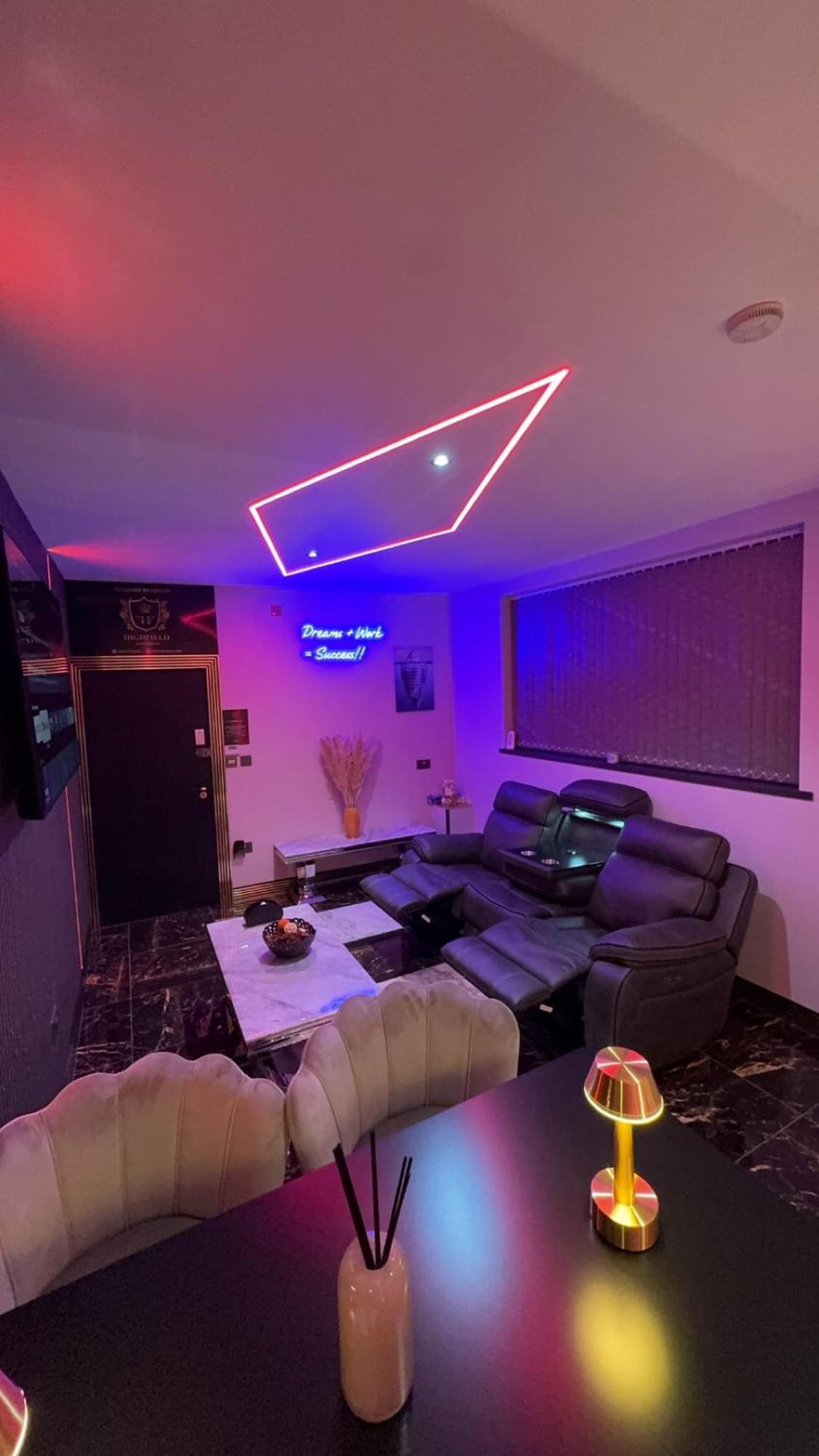 Highfield Private Spa Apartment Bradford  Extérieur photo