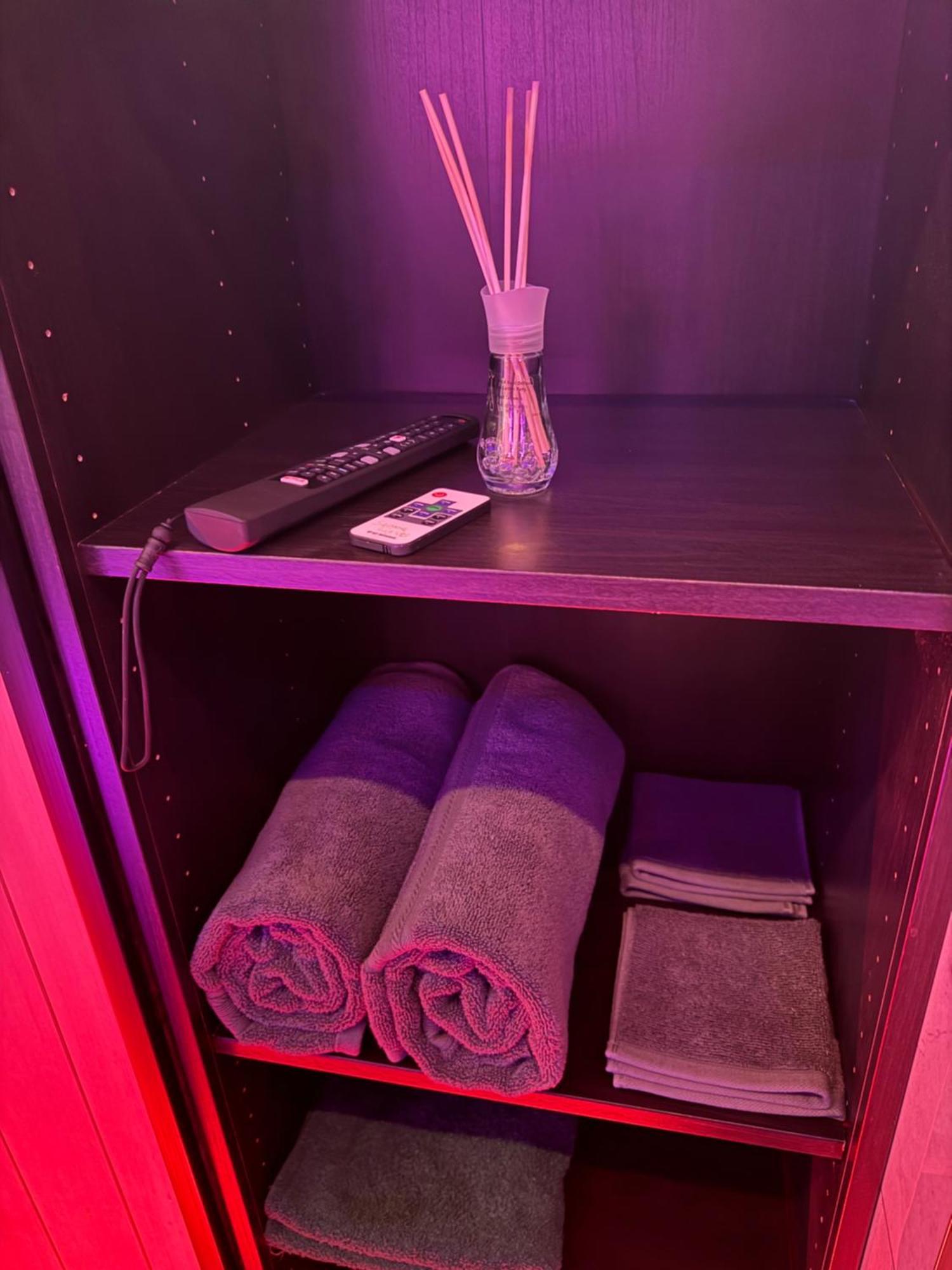 Highfield Private Spa Apartment Bradford  Extérieur photo