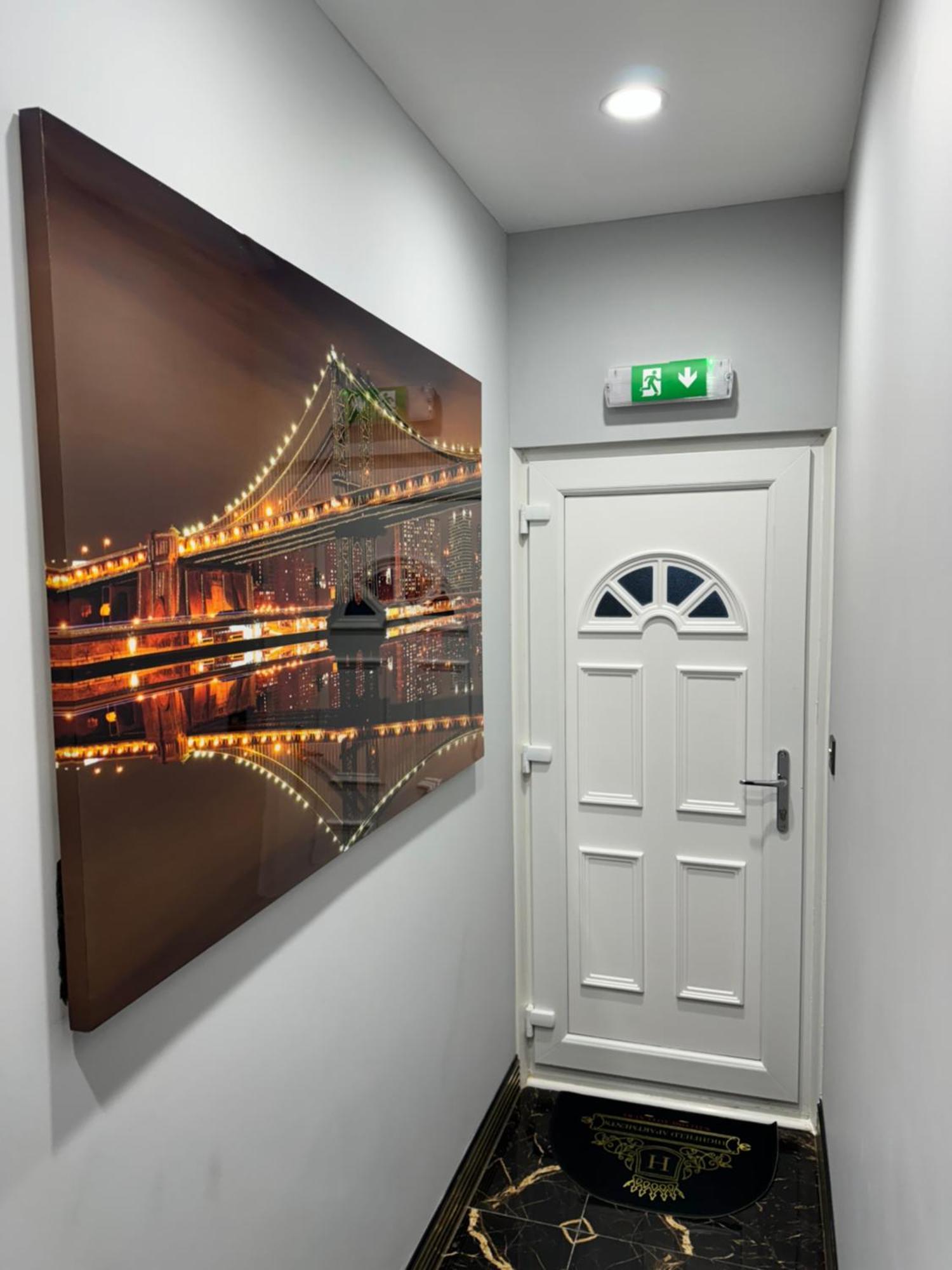 Highfield Private Spa Apartment Bradford  Extérieur photo