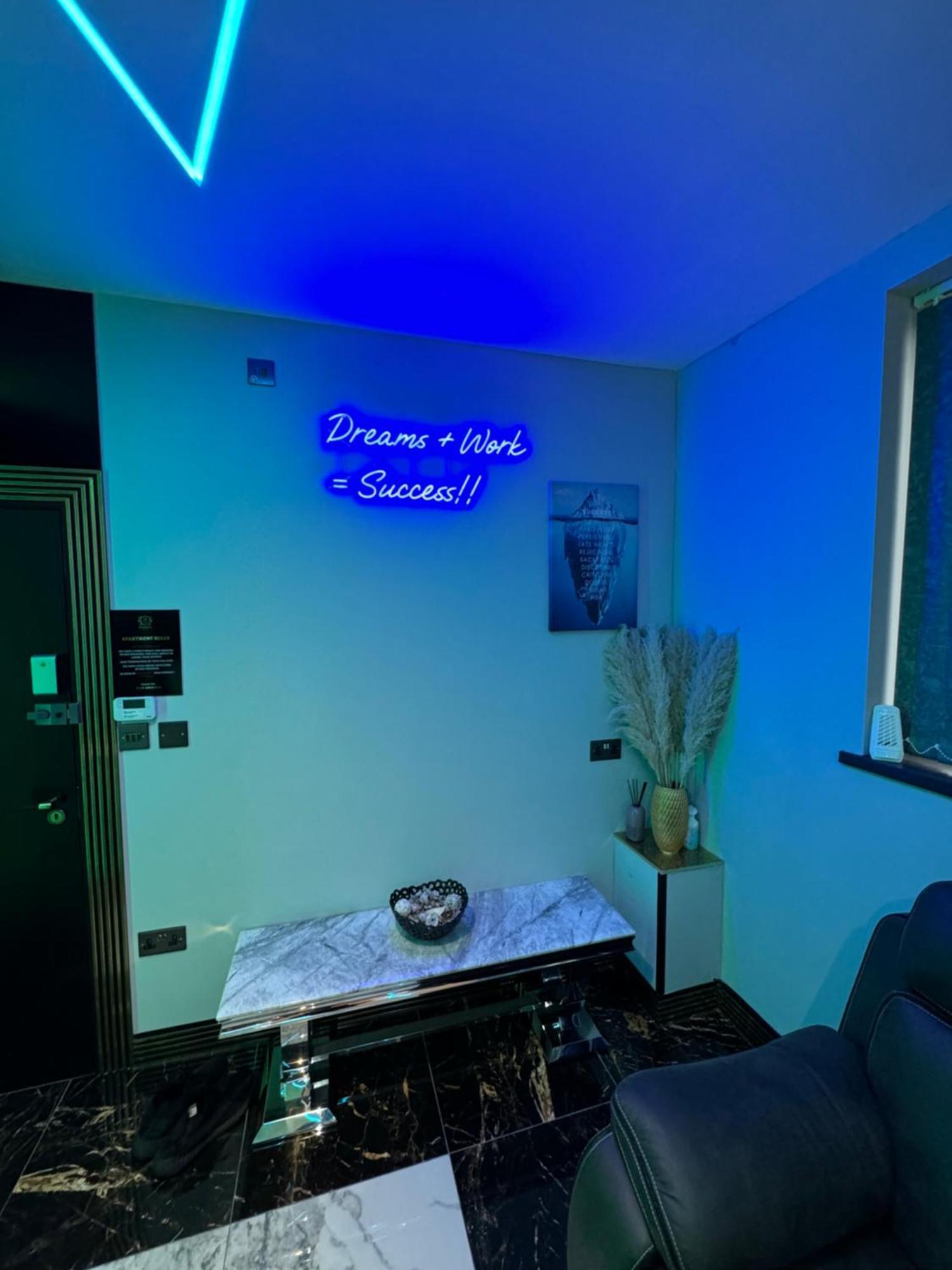 Highfield Private Spa Apartment Bradford  Extérieur photo